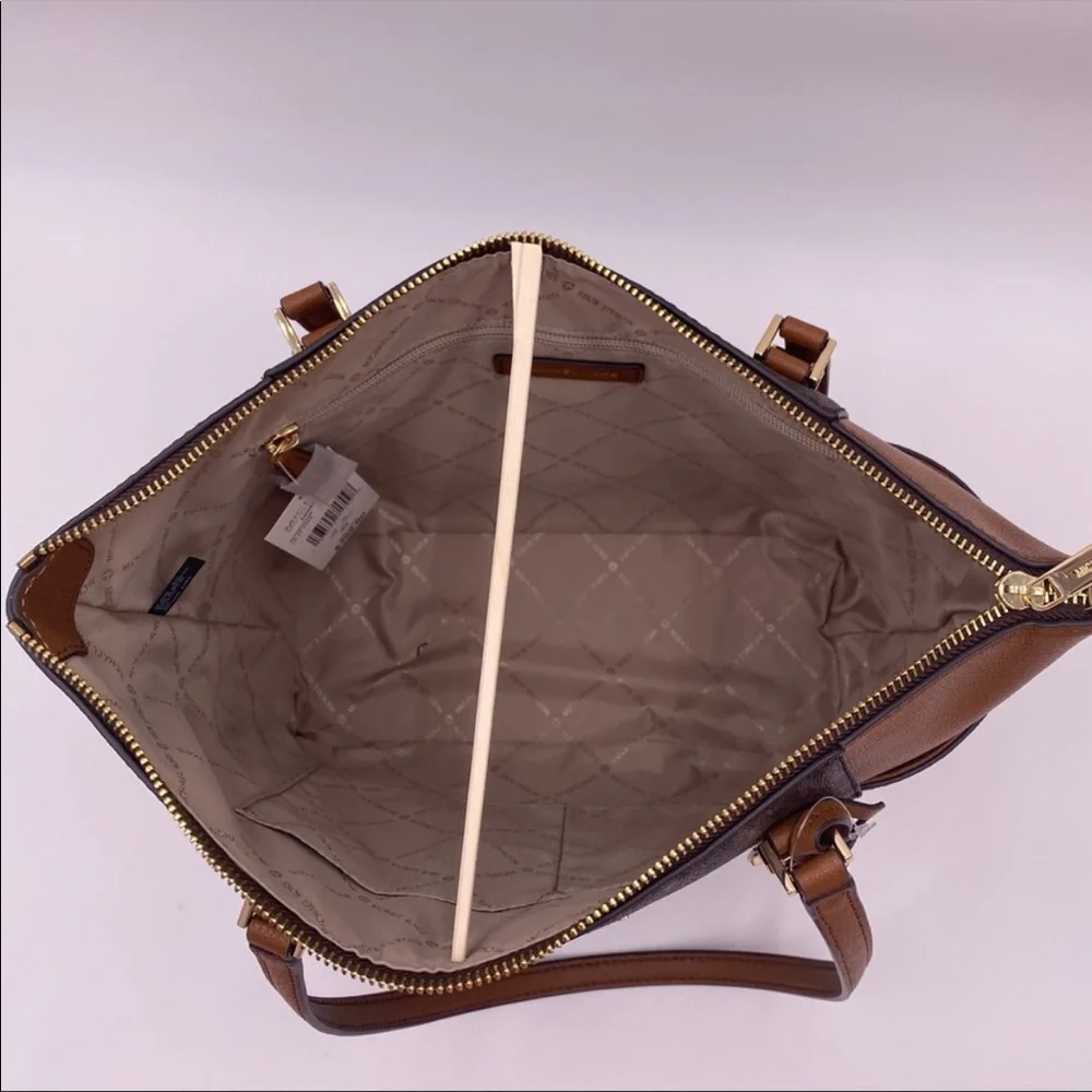 Michael Kors Charlotte LG Tote Shoulder Bag